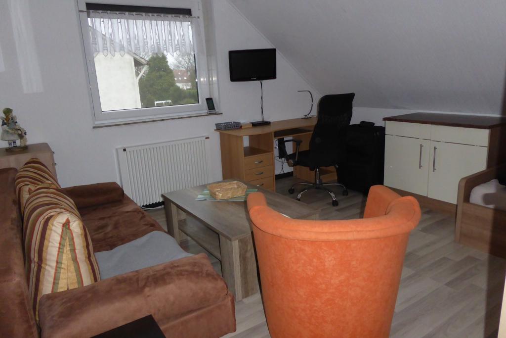 Habitación en WG Verl-Sürenheide Neißeweg 2 - Schreibtischecke