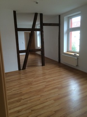 Anzeigenbild: biete 2 Zimmer in einer schönen 3 Raum Wohnung zentrumsnah an