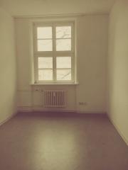 Anzeigenbild: NACHMIETER GESUCHT FÜR EIN ZIMMER IN MARBURG/Stadtwald FREI AB 1/4/2018