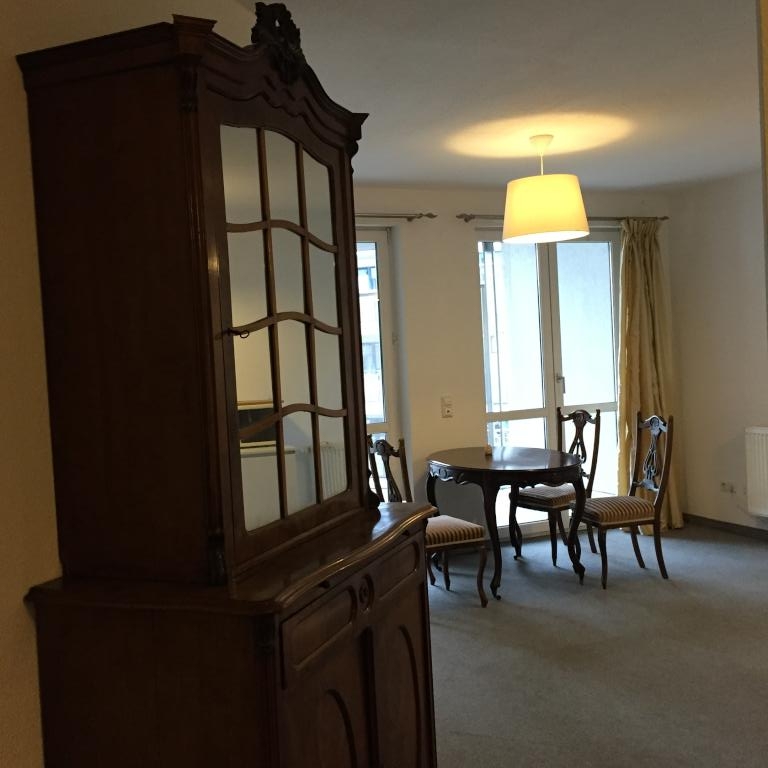 möblierte 2 Zimmer Wohnung, zentral