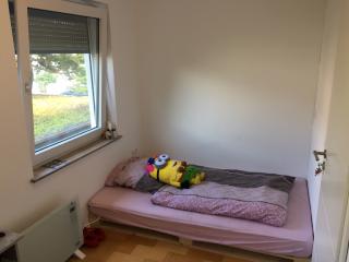 Anzeigenbild: Helles Zimmer in ruhiger Wohngegend