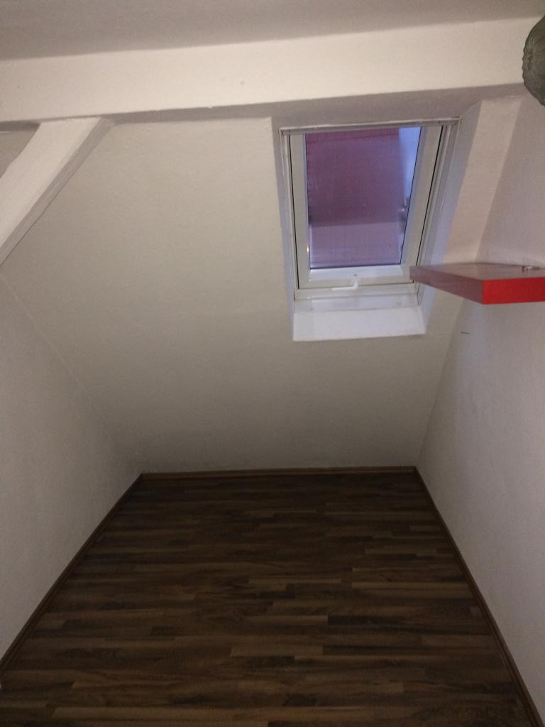 gemütliche 1,5 Zimmer-Wohnung ab 1.9 – Mönchhof 14, 70599 Stuttgart Plieningen – Vorschaubild 3