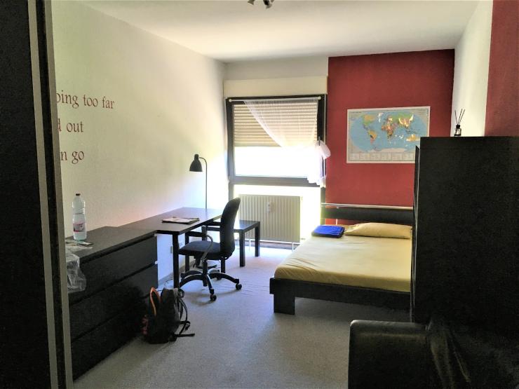 Für Studenten, Auszubildende und Praktikanten ein Zimmer Wohnung in Mannheim Innenstadt - 1 ...