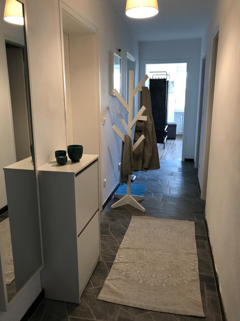 WG-Zimmer München Einsteinstraße 1 - Gang (frisch renoviert) 