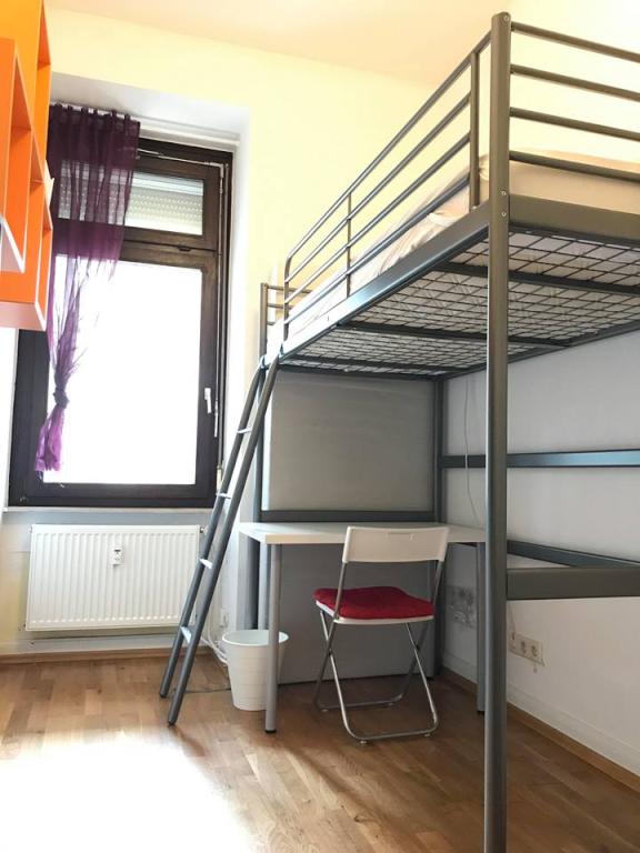 WG-Zimmer Weststadt Blumenstraße - Zimmer Richtung Hof