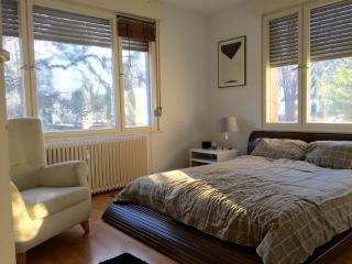 Apartment in Willmersdorf Fehrbellinerplatz ! — photo 1