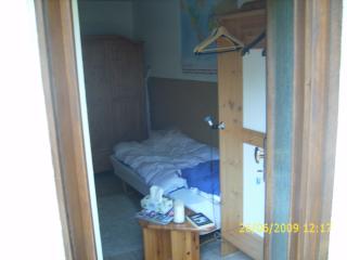 Anzeigenbild: Top möbliertes  1 Zimmer Appartement in ruhiger Wohnlage