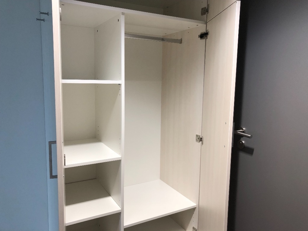 1-Zimmer-Wohnung Planegg/ Martinsried Lochhamerstraße 7 - Eingangsbereich - Schrank 2/2