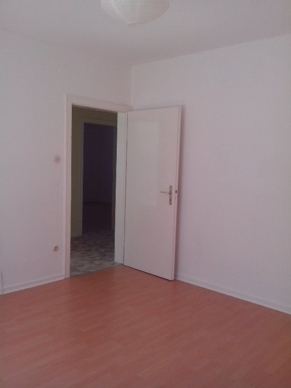 Frisch renovierte kleine Wohnung zum 01.09.2026 zu vermieten – Strubbergskamp 10, 49086 Osnabrück Darum – Vorschaubild 3