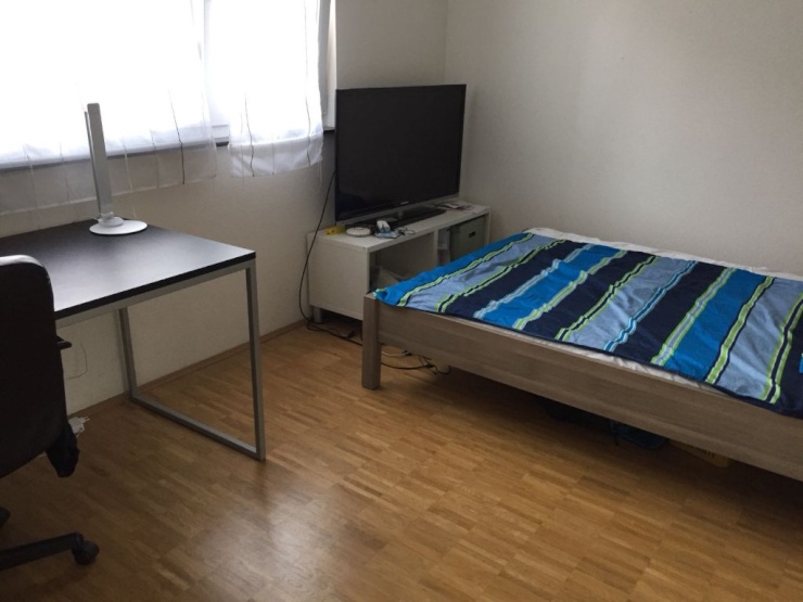 Schönes WG-Zimmer in toller Wohnung in Singen Süd direkt an der Aach ...