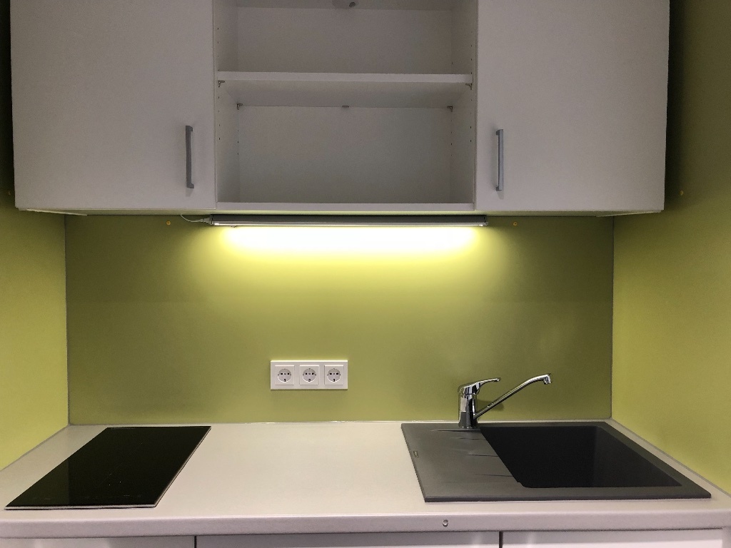 1-Zimmer-Wohnung Planegg/ Martinsried Lochhamerstraße 7 - Küchenzeile 1/2