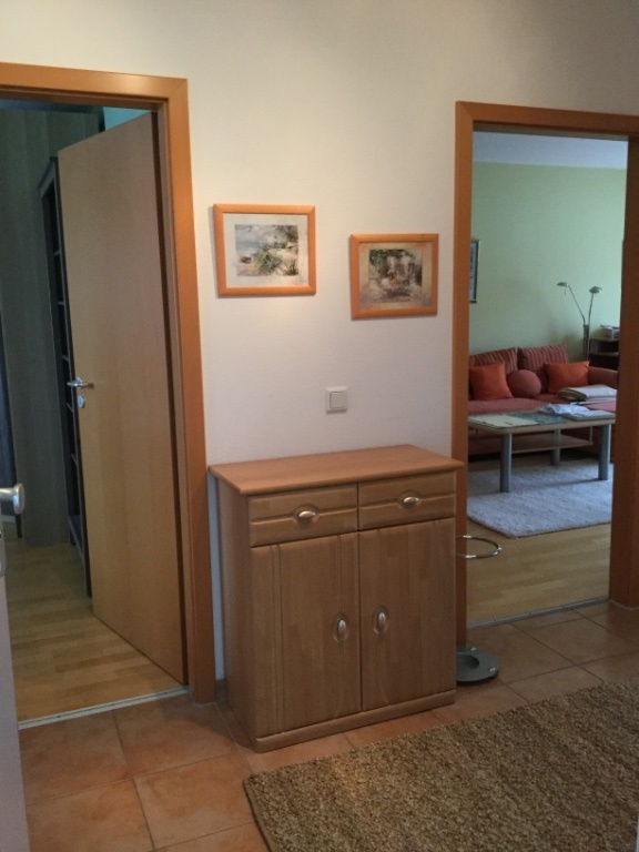 Schöne 2-Zi-Whg. möbliert, inklusive Garagenstellplatz, Internet und Strom – Hertleinstraße 23, 91052 Erlangen Anger – Vorschaubild 13