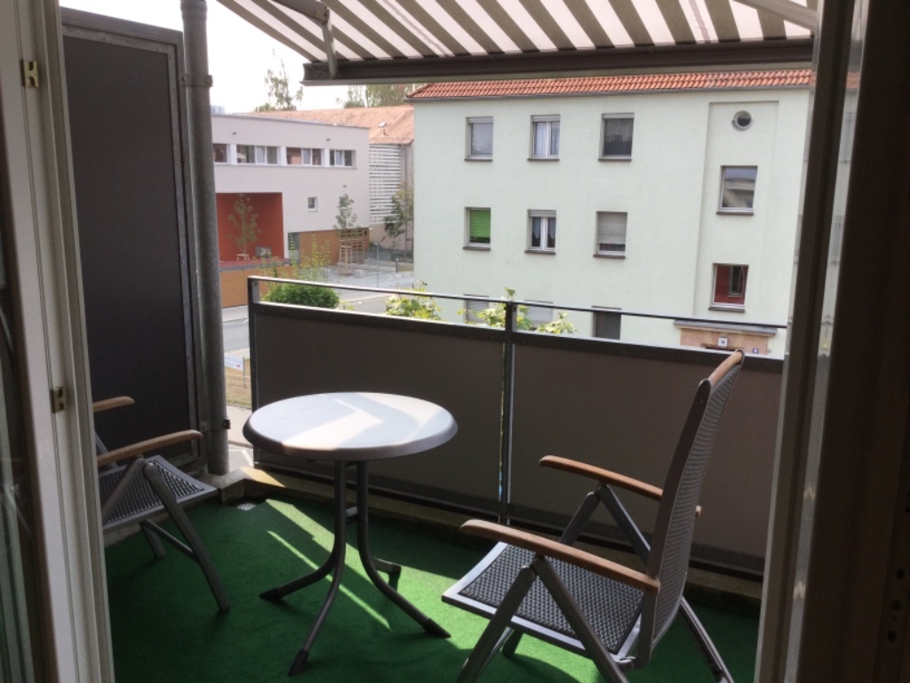 Schöne 2-Zi-Whg. möbliert, inklusive Garagenstellplatz, Internet und Strom – Hertleinstraße 23, 91052 Erlangen Anger – Vorschaubild 14
