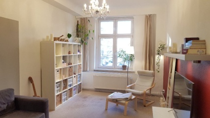 Möblierte 2-Zimmer-Wohnung im Prenzlauer Berg zur Zwischenmiete vom 8. bis 22. Januar — photo 1