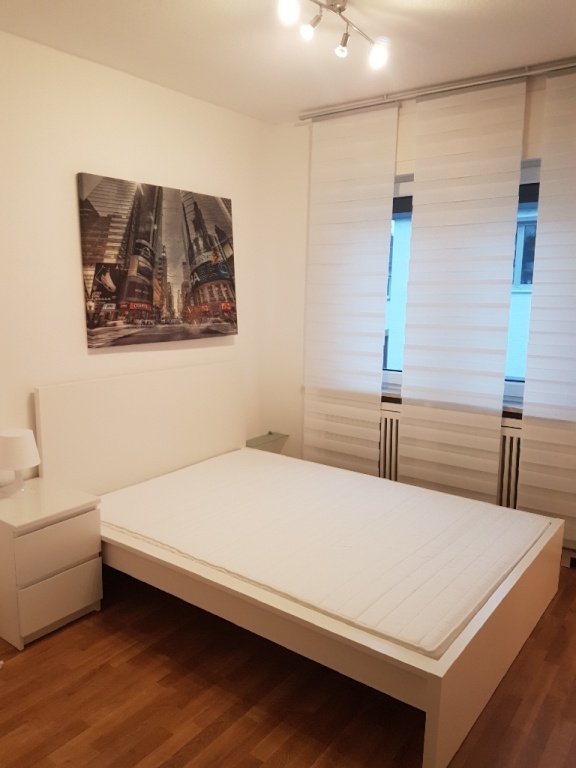 Flatshare Schwanheim Hegarstr 00 - 140x200cm Bett