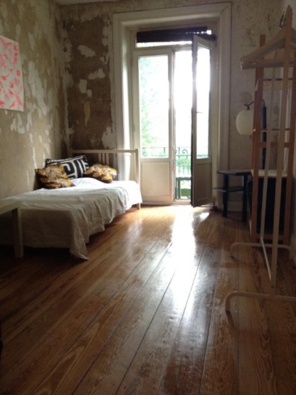 Möbliertes Zimmer im Hinterhof mit Balkon - Wohngemeinschaft in Hamburg