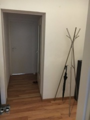 Anzeigenbild: Möbiliertes Zimmer in schöner 3er WG in ruhiger Wohnlage, sehr verkehrtsgünstig