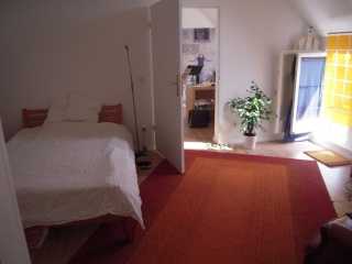 Charmante, helle, sehr ruhige 2,5-Zimmer Wohnung mit Blick über die Dächer Berlins — photo 1