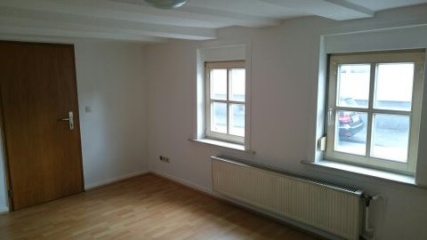 Anzeigenbild: Schöne 2 ZKB-Wohnung an Studenten/innen zu vermieten