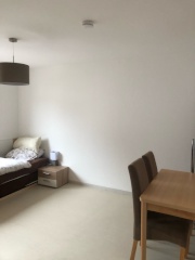 Imagen del anuncio: Möbliertes 14.5m2 Zimmer in 2-er WG (Preh-Nähe)