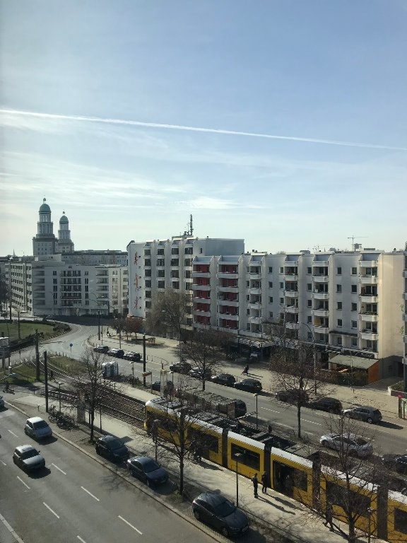 Flatshare Friedrichshain Petersburger Str. 71 - Blick aus dem Wohnzimmer