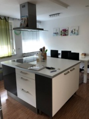 Anzeigenbild: 4 WG-zimmer-Wohnung