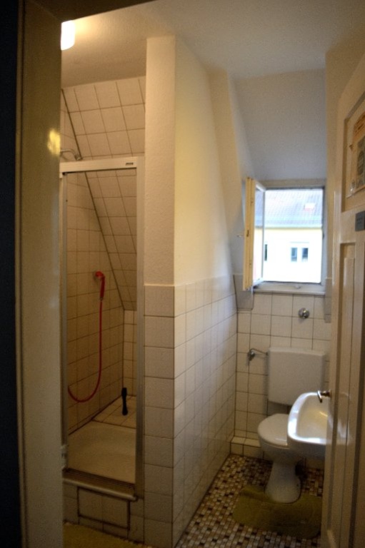 Habitación en WG Nord Eduard-Pfeiffer-Straße 6 - Badezimmer im 2.OG