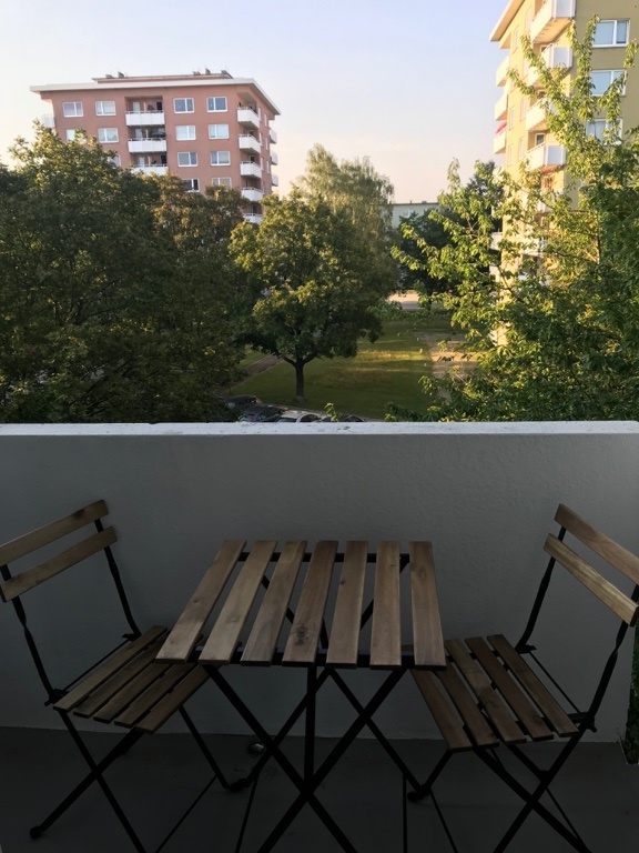 WG-Zimmer München Einsteinstraße 1 - Balkon Küche