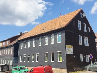 Anzeigenbild: Renovierte Dachgeschosswohnung mit 2 Zimmern in Uni-Nähe zu vermieten