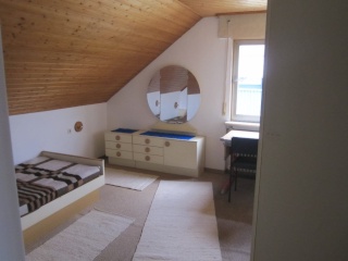 Anzeigenbild: WG Zimmer in Einfamilienhaus mit Küche, Gemeinschaftsraum, Partykeller, Garten, …