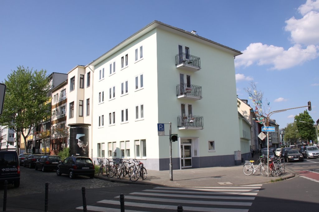 WG-Zimmer Lindenthal Bachemer Str. - Hausansicht