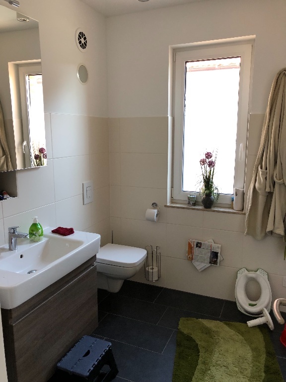 WG-Zimmer Biegen Siedlerweg - Bad