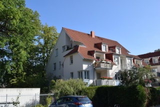 Ad image: MARKKLEEBERG - DIREKT AM AGRA-PARK MIT VIDEO * RUHIG * GRÜN * NEUBAU IN GROßEM INNENHOF MIT TG * HELLE 2 ZKB MIT GROßEM BALKON * TOLLEM GRUNDRIß * SCHÖNEM BAD * ABSTELLRAUM * TOLLEM SCHLAFZIMMER * EINE WIRKLICH WUNDERVOLLE WOHNUNG + TG-PLATZ IST MÖGLICH
