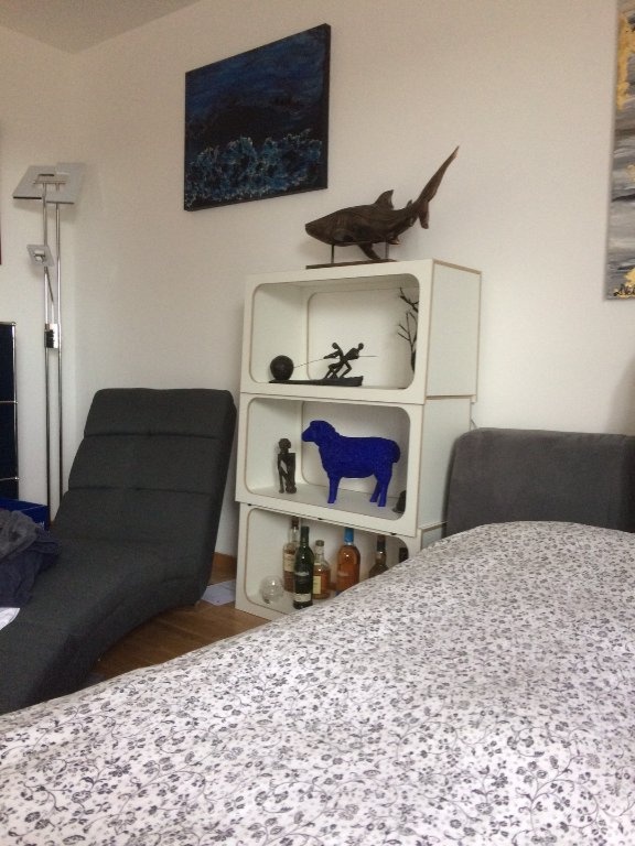 Top-Modernes, hochwertig möbliertes 1-Zimmer Apartment D-Unterrath (1 Min. ÖPNV, FH D ́dorf) mit EBK+großem Balkon – 40468 Düsseldorf Unterrath – Vorschaubild 4