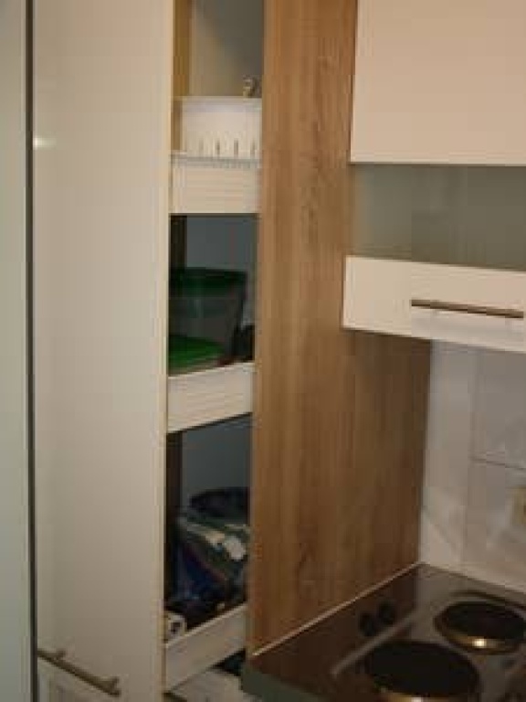 Top-Modernes, hochwertig möbliertes 1-Zimmer Apartment D-Unterrath (1 Min. ÖPNV, FH D ́dorf) mit EBK+großem Balkon – 40468 Düsseldorf Unterrath – Vorschaubild 5