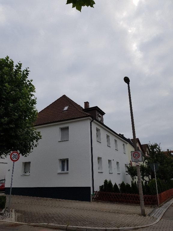 WG-Zimmer Renningen Bahnhofstraße 68 - Haus in 30er Zone