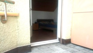 Anzeigenbild: In einer 2er WG werden grosszügige 1.5 Zimmer (+ eigenes Bad) frei