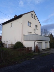 Anzeigenbild: Dachgeschosswohnung mit schönem Ausblick - 2ZKB