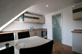 Anzeigenbild: GP-CITY | warm 395€ | ab 01.01.25 | vollmöbliert | WiFi | Warmmiete | Z4