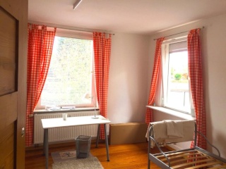 Imagen del anuncio: Frauen WG Schönes, helles, sauberes + großes Studentenzimmer in Schwenningen