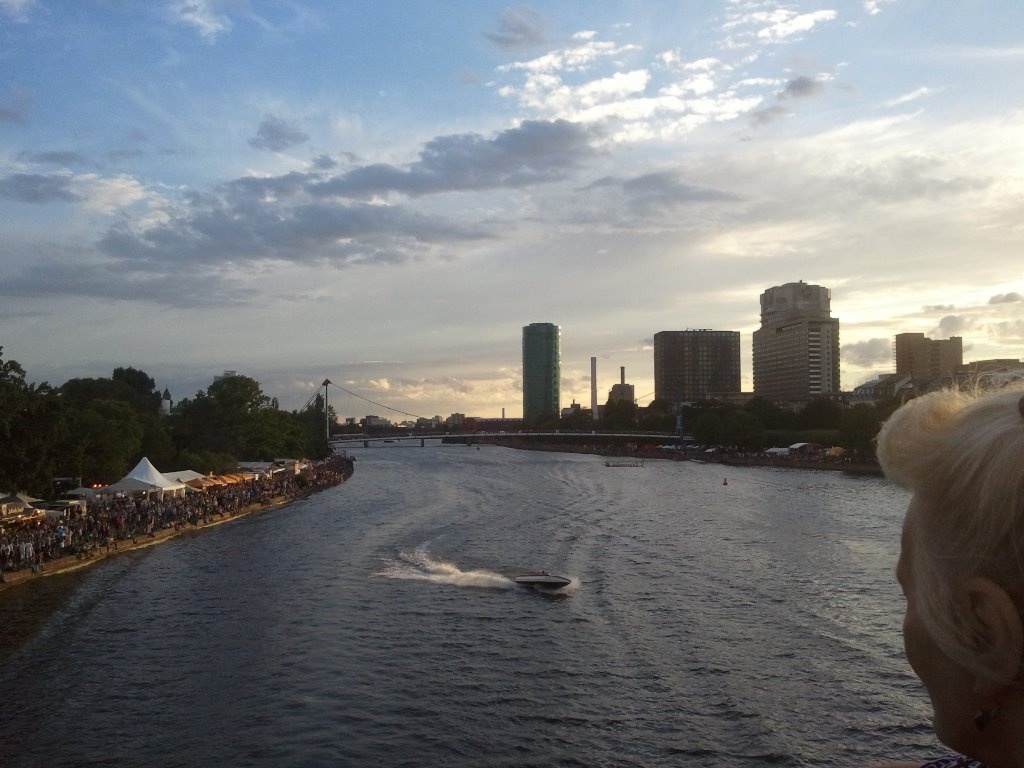 WG-Zimmer Gutleutviertel Esslinger Str. 11 - Mainbrücke