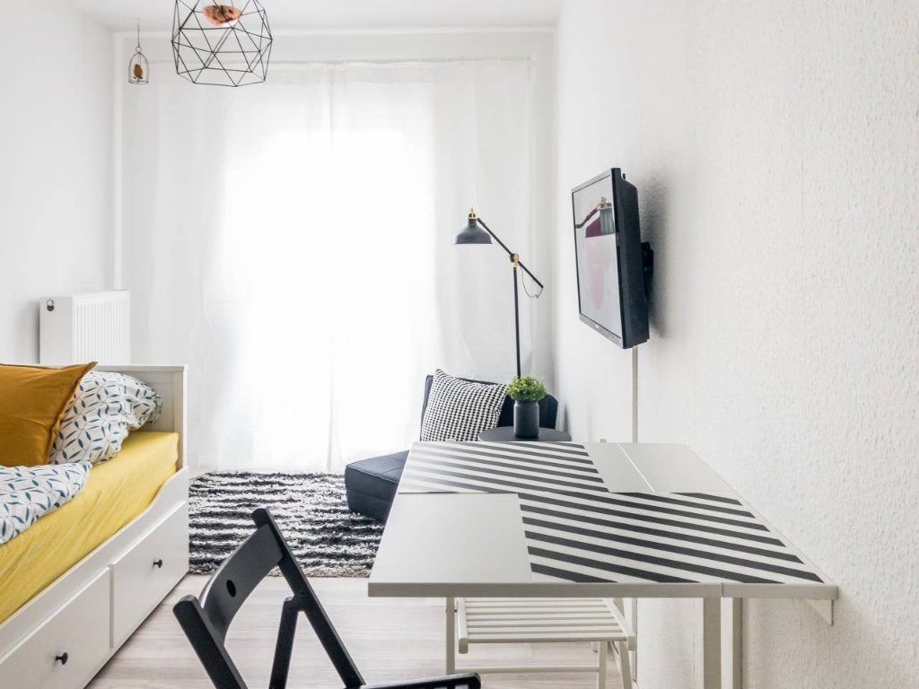 Superschöne Innenstadt Wohnung mit exklusiver Aussicht - vollmöbliert - Internet – 68165 Mannheim Innenstadt – Vorschaubild 2
