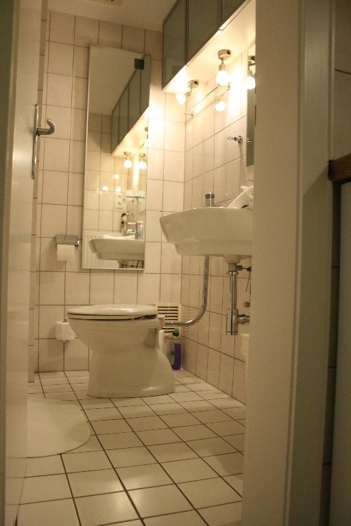 Stylishes 2-Zimmer Apartment mitten in der Düsseldorfer Altstadt – 40213 Düsseldorf Altstadt – Vorschaubild 5