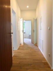 Anzeigenbild: Komplett hochwertig möblierte Wohnung in Suttgart West (ETW01)
