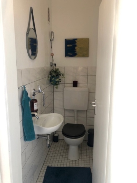 WG-Zimmer Pempelfort Düsselthaler Str. 19 - WC / toilet