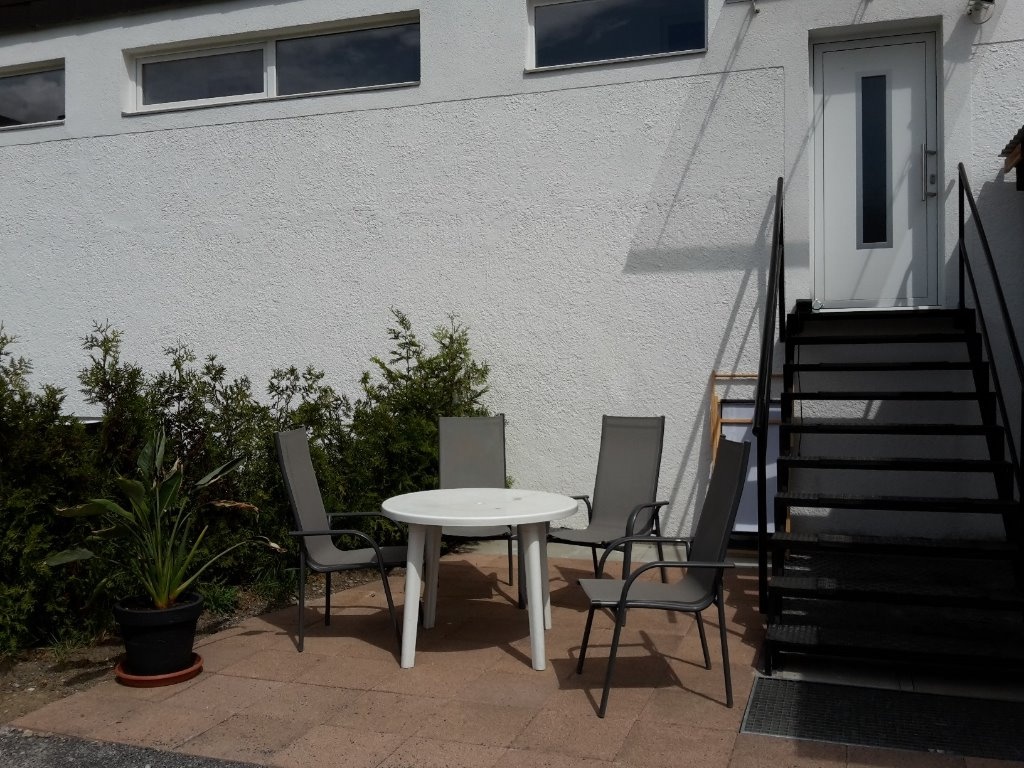 WG-Zimmer in Iptingen Gemeinde Wiernsheim Hofgasse 3 - Terrasse