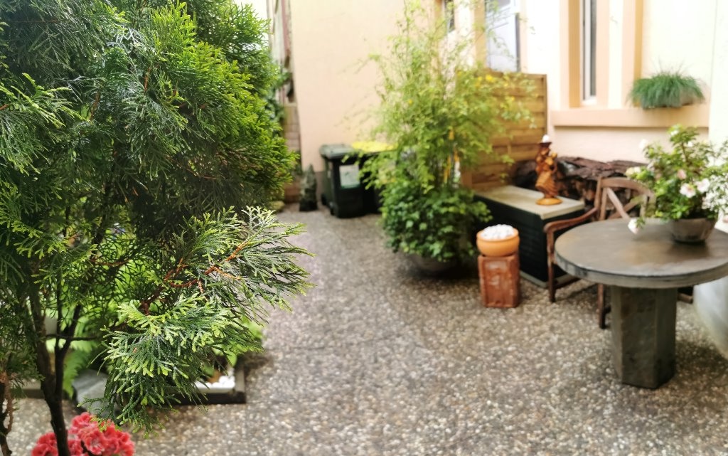 WG-Zimmer Gutleutviertel Esslinger Str. 11 - Mülltonnenbereich