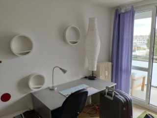 Zentral HOFGARTEN/ RHEIN - Nette WG Hell Balkon Grün U-Bahn! - Dauer nach Absprache