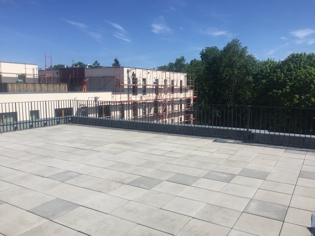 WG-Zimmer Weißensee Brodenbacher Weg 38 - Dachterrasse Ansicht 2
