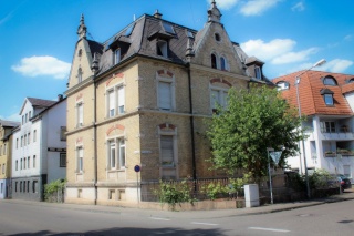 Anzeigenbild: Zimmer frei in WG Villla nähe SG Zentrum ab sofort!